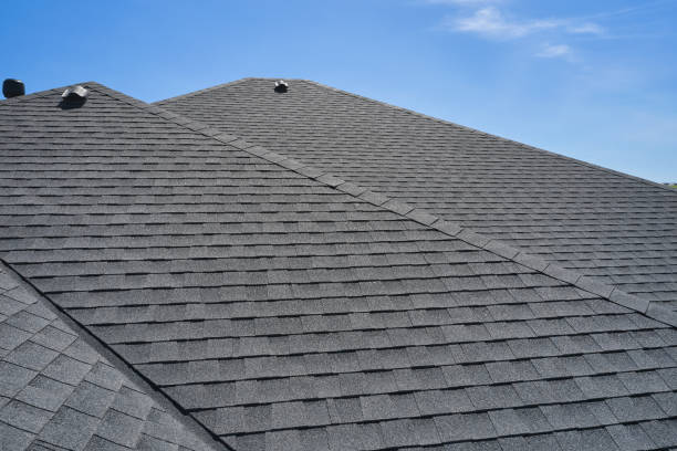 Best Roof Moss and Algae Removal  in Fredonia, KS
